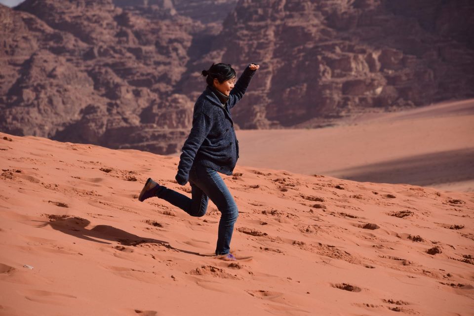 Wadi Rum residents insist area safe for tourists, criticize ministry ban